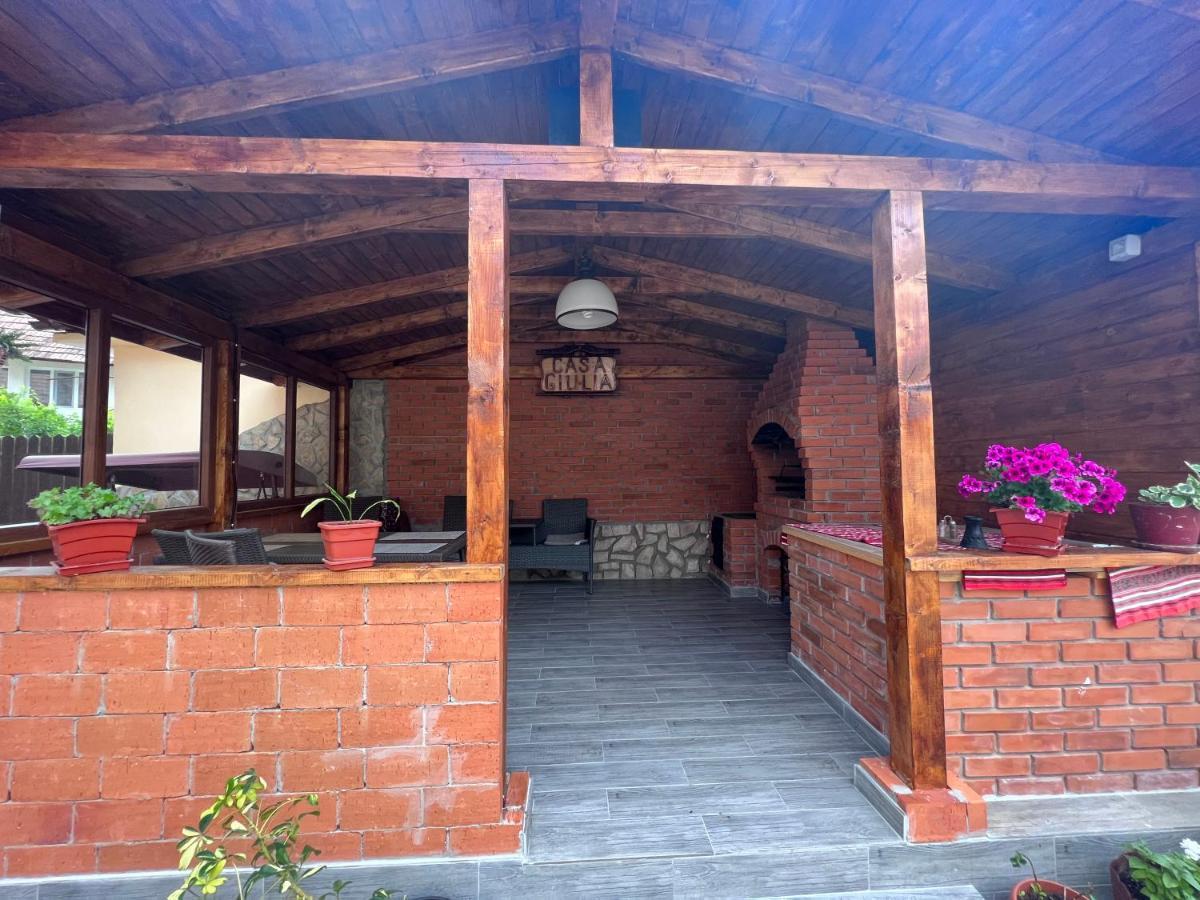 Casa Flori Hotel Calimanesti Ngoại thất bức ảnh